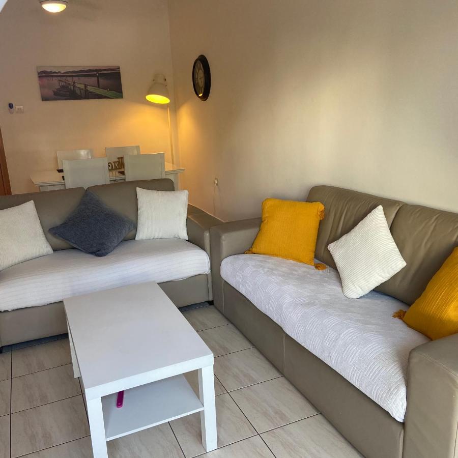 1 Bedroom Garden Flat, Sleeps 4 Пафос Экстерьер фото